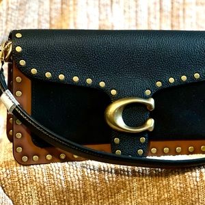 NWTs COACH TABBY SHOULDER BAG 26 WITH RIVETS